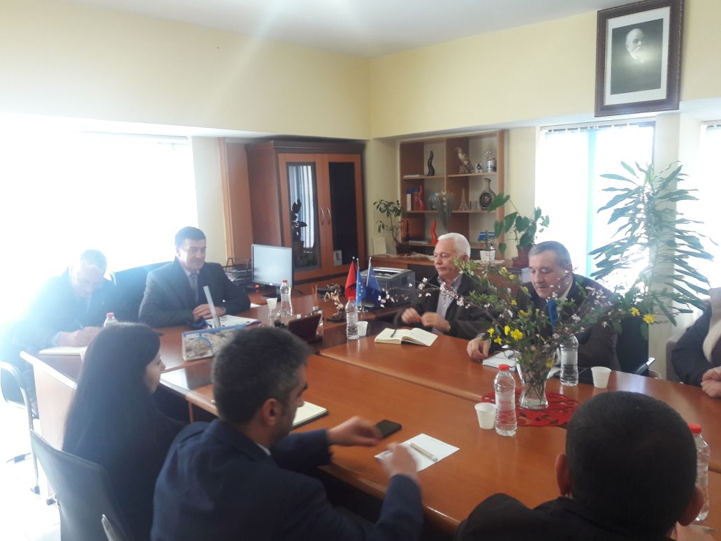 Prefekti i Qarkut zhvillon vizitë dyditore në Bashkinë e Sarandës