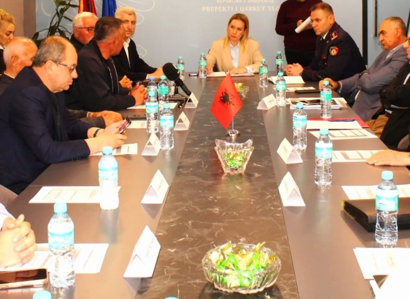 Mbledhja e parë e Organit Këshillues pranë Prefektit të Qarkut Vlorë