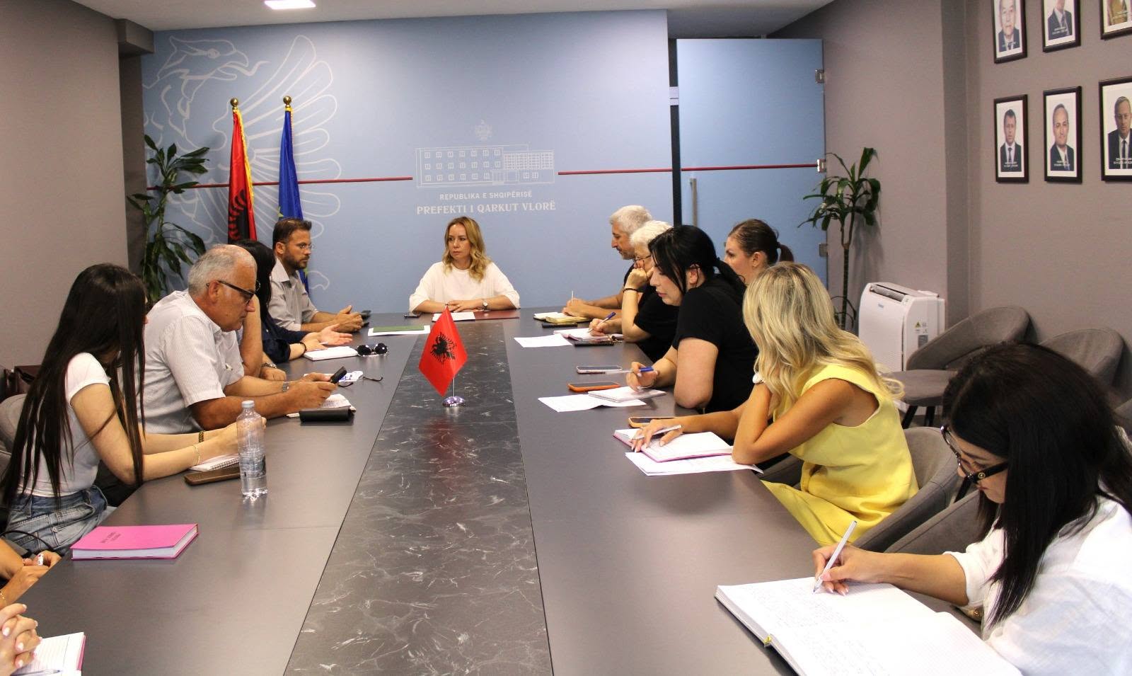 Zhvillohet mbledhja e Komitetit Rajonal Antitrafik në Prefekturën e Qarkut Vlorë
